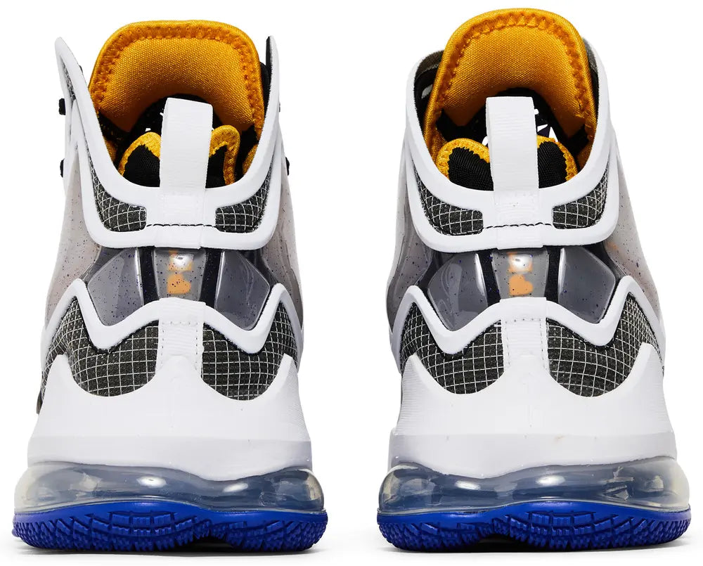 NIKE LEBRON 19 HARDWOOD CLASSIC