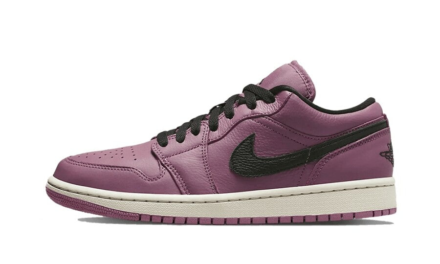 NIKE AIR JORDAN 1 RETRO LOW WMNS MULBERRY