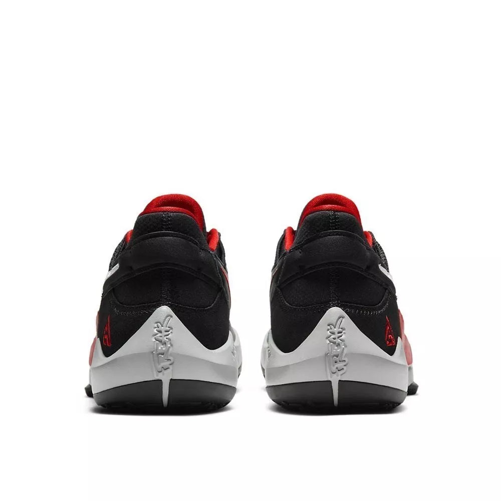 NIKE ZOOM FREAK 2 BRED GIANNIS ANTETOKOUNMPO