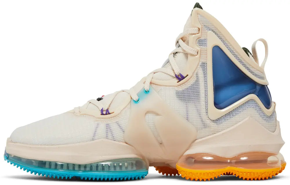 NIKE LEBRON 19 MINNEAPOLIS LAKERS