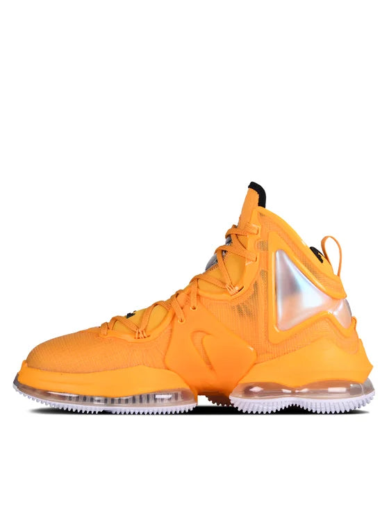 NIKE LEBRON 19 HARD HAT