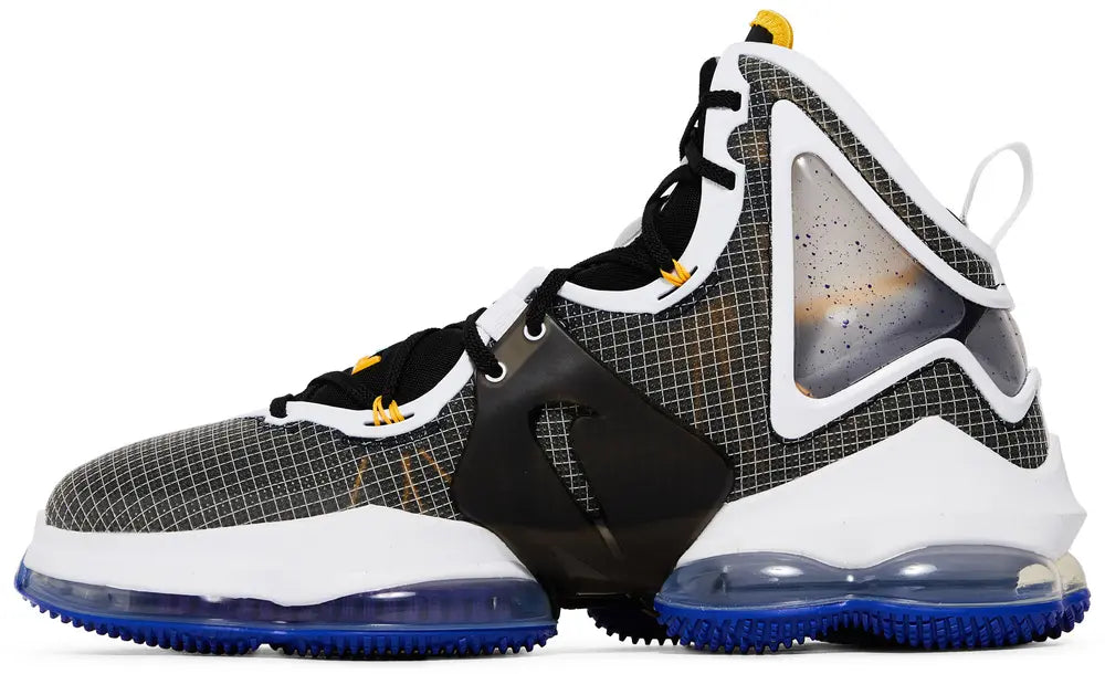 NIKE LEBRON 19 HARDWOOD CLASSIC