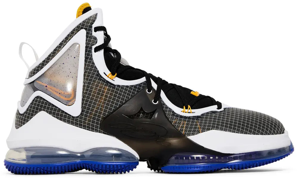 NIKE LEBRON 19 HARDWOOD CLASSIC
