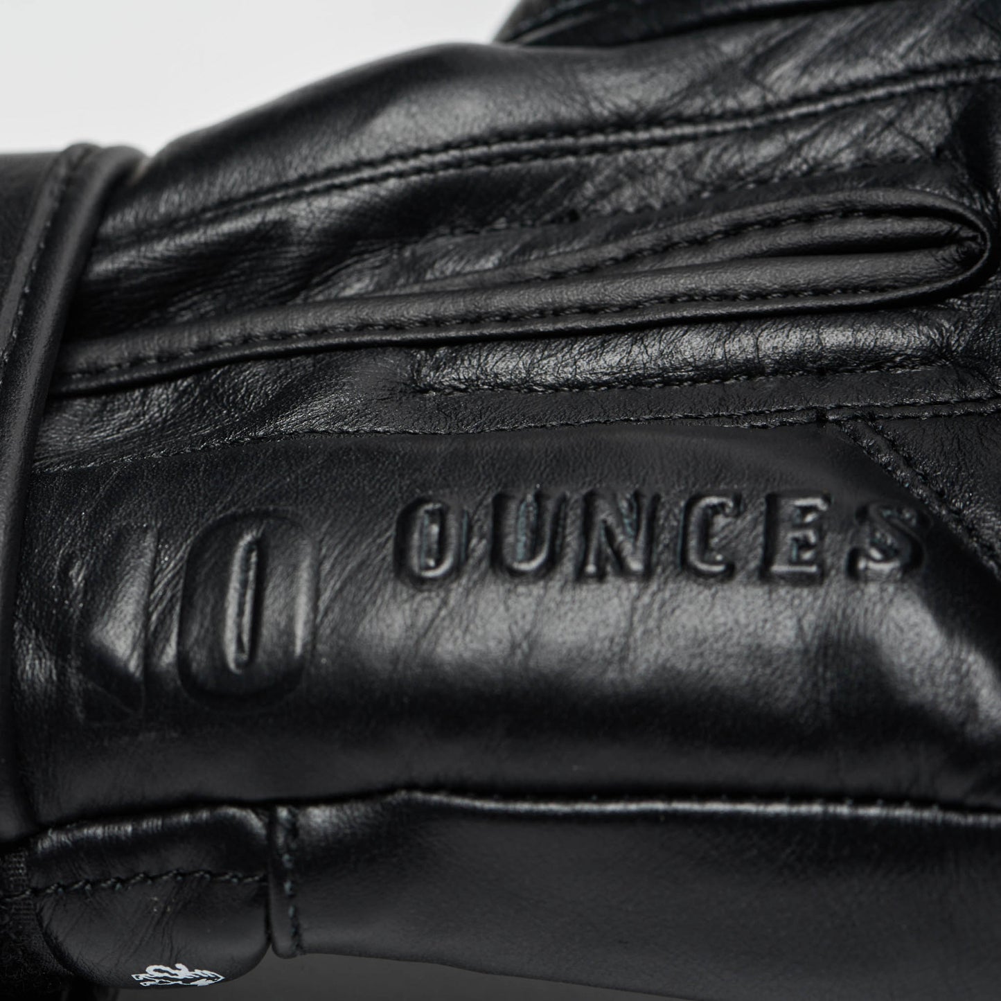 GUANTONI BOXE THE GREATEST LEONE 1947 GN111