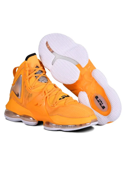 NIKE LEBRON 19 HARD HAT
