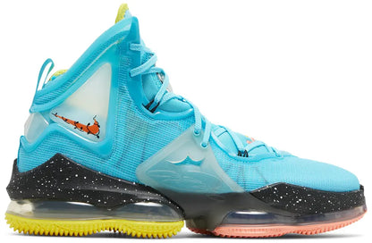 NIKE LEBRON 19 CHRISTMAS