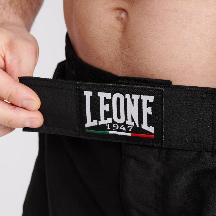 PANTALONCINI MMA FLAG LEONE 1947 AB958