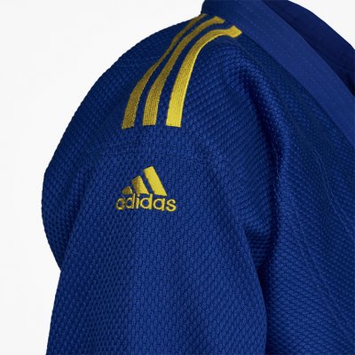 JUDOGI ADIDAS J730 IJF CHAMPION III CON STRISCE ORO